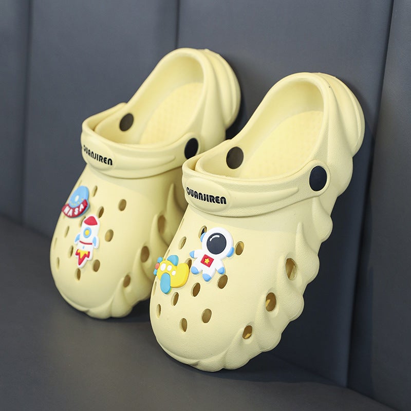 Children'S Sandals Girls Cute Cartoon Non-Slip Indoor Home Slippers Students Junior High School Cave Shoes Boys Toe Slippers - Image 3