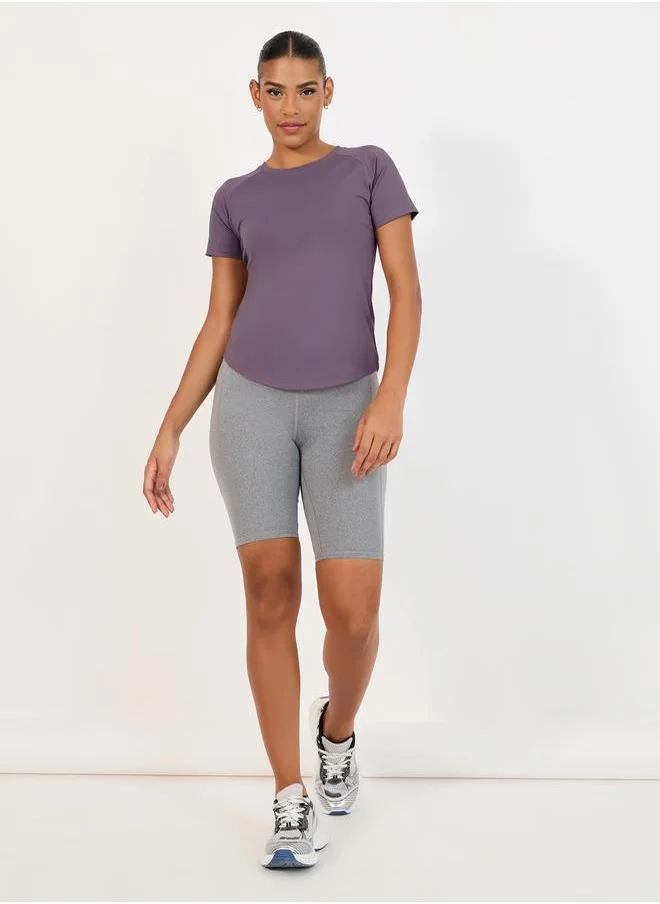 Styli Back V Shaped Mesh Contour Stitch Detail Top