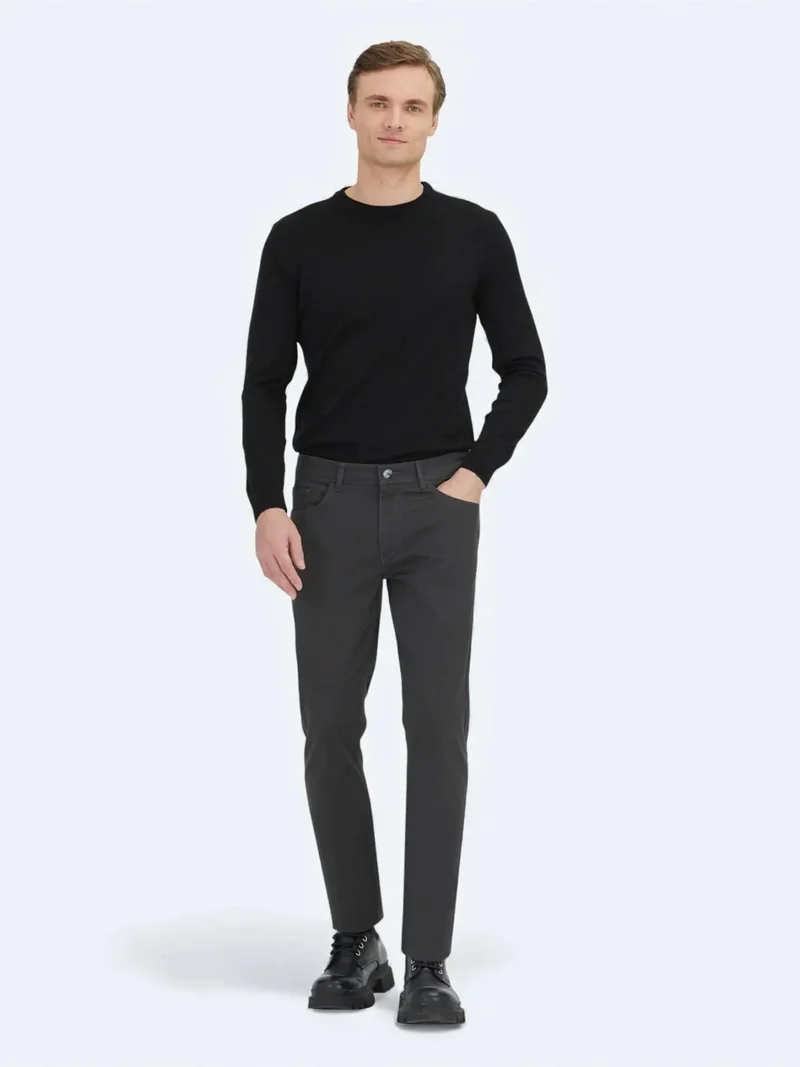 كيب بنطال رياضي ضيق بقصة ضيقة من مزيج القطن من هارد كول ويفينج