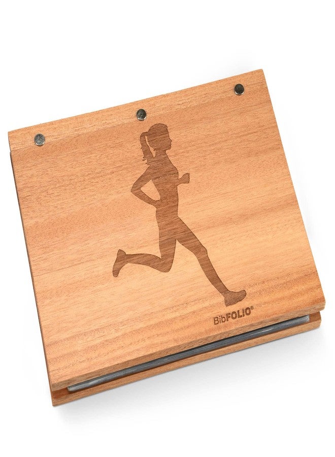 جون فور أ ران ألبوم أرقام سباق Gone For a Run Premier BibFOLIO | عداءة | حامل أرقام خشبي - Image 1