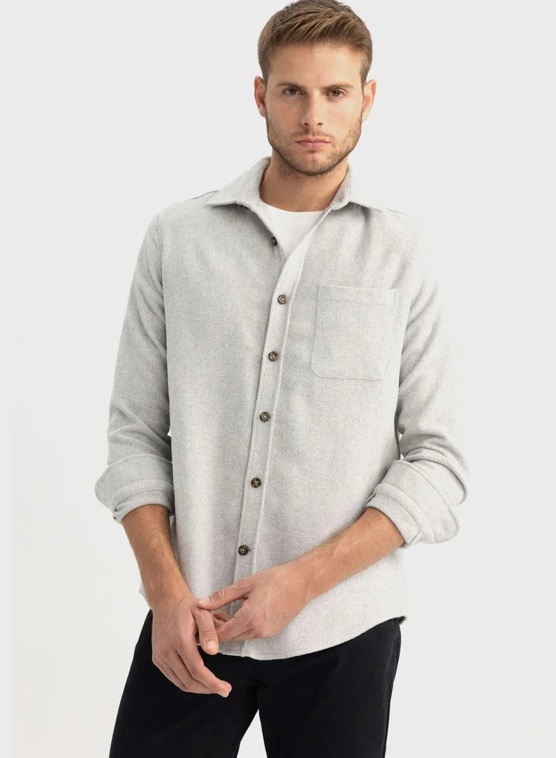 DeFacto Essential Regular Fit Shirt