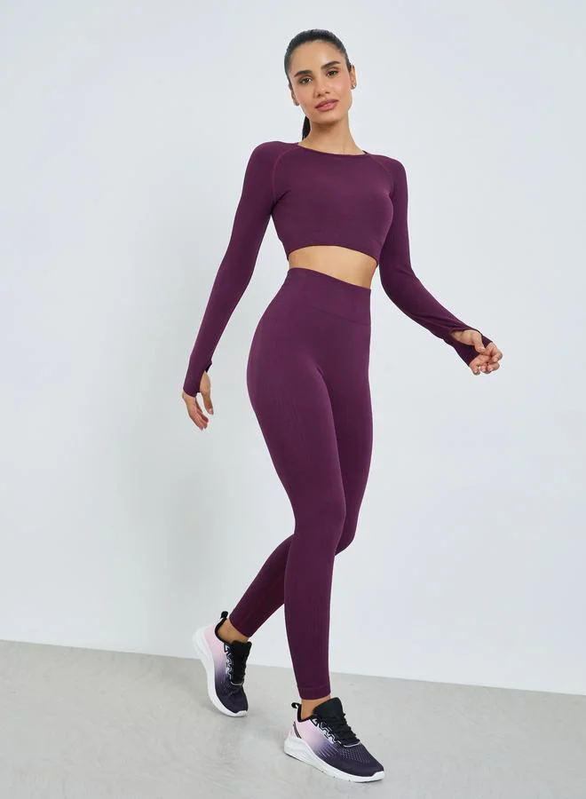 Styli Active Burgundy Tonal Jacquard Thumbhole Detail Crop Top and Scrunch Back Leggings Set