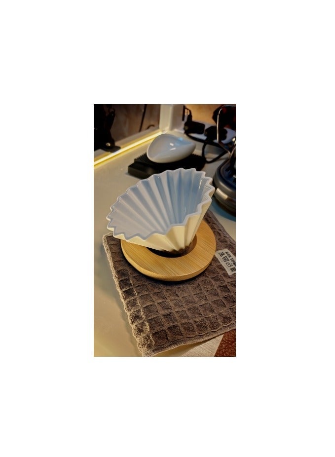 Pure White Ribbed Porcelain Coffee Dripper with Natural Wood Stand - Size 01 (1-2 Cups) - Image 4