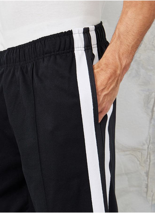 Styli - Side Contrast Tape Detail Relaxed Fit Jogger - Image 1