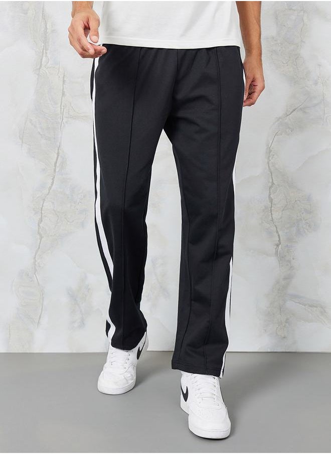 Side Contrast Tape Detail Relaxed Fit Jogger - pzsku/Z88D663F1B349A4DEB9A6Z/45/_/1699974973/40ca91d2-8c2c-4184-92c9-3c0dfdde46dd