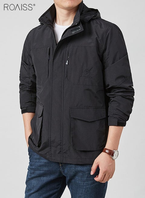 سترة رياضية فضفاضة عارضة للرجال مانعة للرياح وخفيفة الوزن مزودة بقبعة رياضية صلبة مناسبة للأنشطة الخارجية والتسلق بسحاب