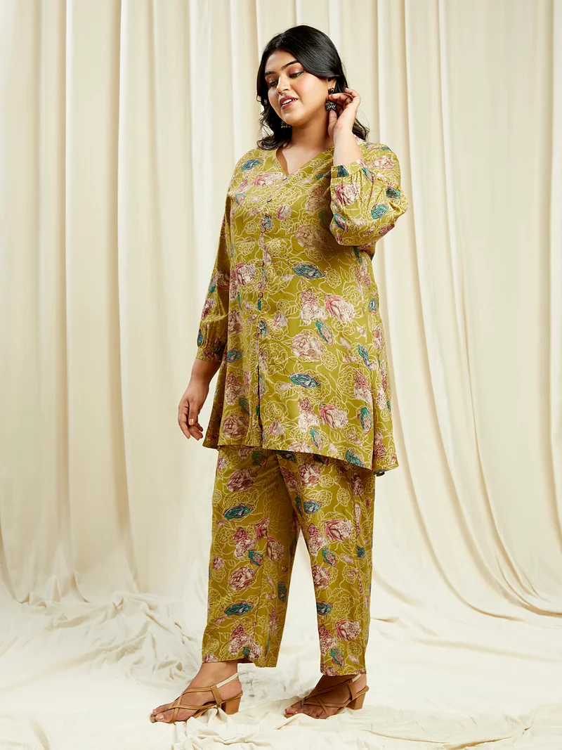 globus Globus Gloplus Women Yellow V-Neck Floral Print Tunic With Wide Leg Trousers Plus Size Co-Ord Set