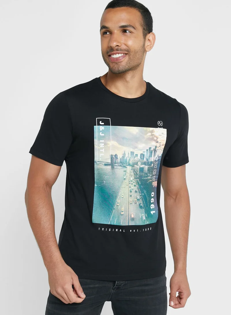 JACK & JONES Graphic Crew Neck T-Shirt