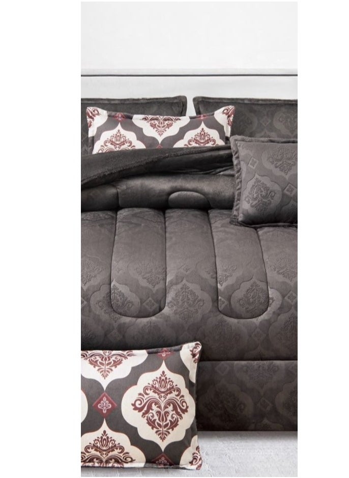 Double bed sheet made of soft velvet with a plain, patterned and patterned double-sided design, size 240*260 cm