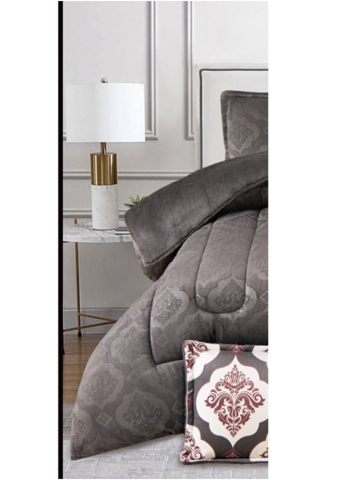 Double bed sheet made of soft velvet with a plain, patterned and patterned double-sided design, size 240*260 cm