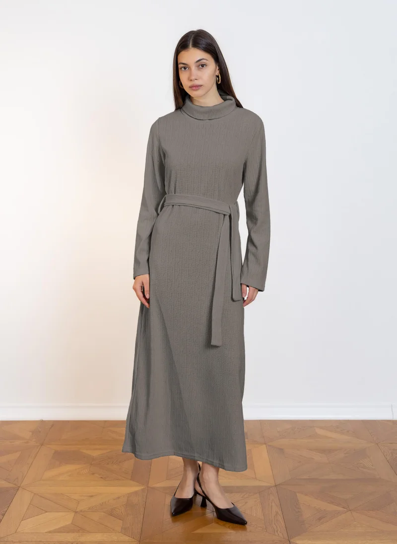 شايبس TEXTURED HIGH NECK MAXI DRESS
