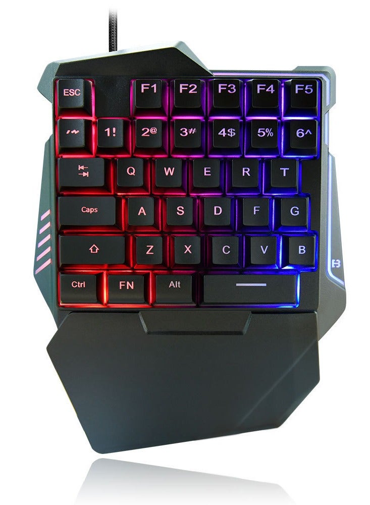 لوحة مفاتيح للألعاب بيد واحدة، 35 مفتاح بتقنية RGB مضيئة، لوحة مفاتيح ألعاب سلكية بتصميم مريح مع دعم للمعصم، مخصصة للاعبين على الكمبيوتر، لوحة مفاتيح متوافقة وصامتة بأضواء RGB للكمبيوتر. - Image 1