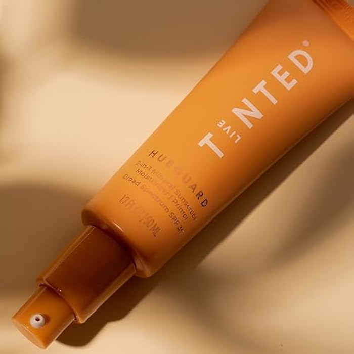 Live Tinted Hueguard® Mini 3-in-1 Mineral Sunscreen, Moisturizer, & Primer for Face and Body - Hydrate and Protect the Skin Year Round - SPF 30 to Protect Against UVA/UVB Rays, 0.5 Fl Oz - Image 4