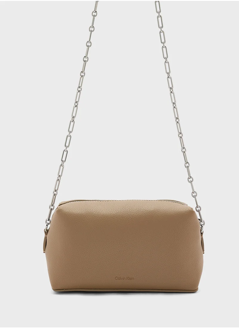 CALVIN KLEIN Plaque Detailed  Crossbody