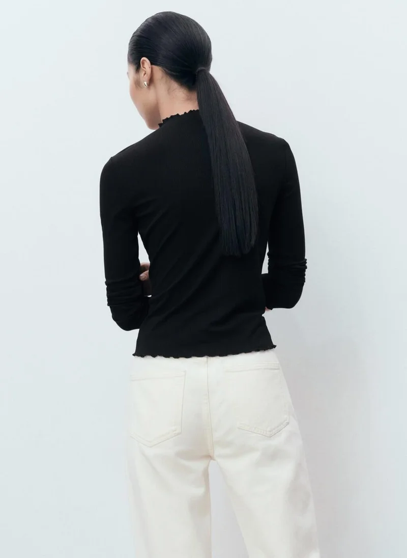 MANGO Ribbed t-shirt with scalloped trim