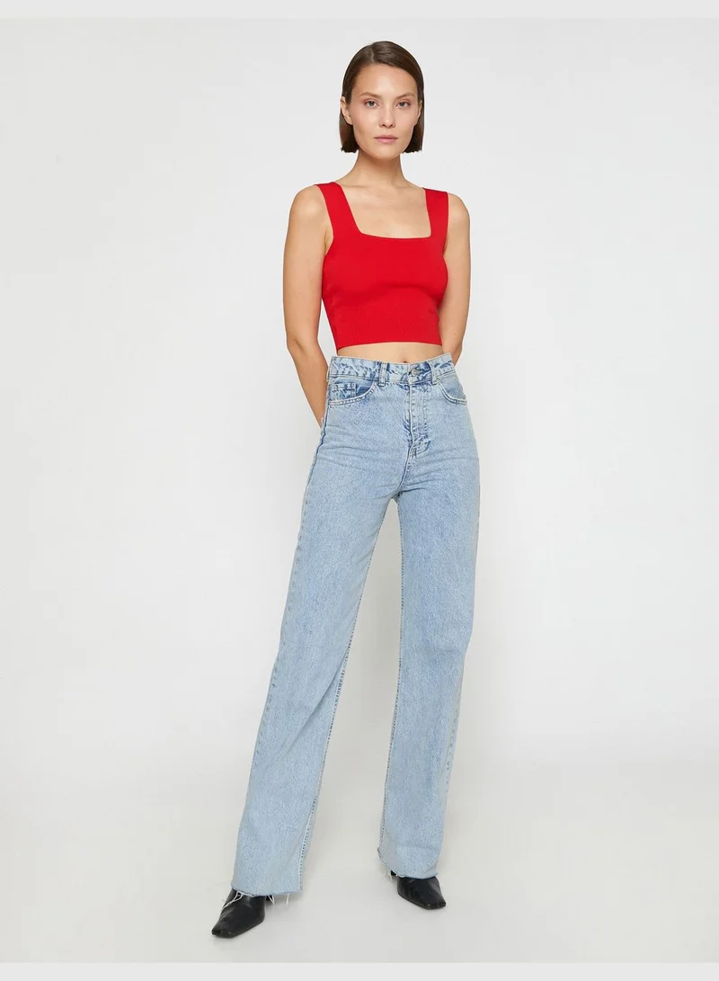 كوتون بلوزة قصيرة بحمالات عريضة وياقة مربعة