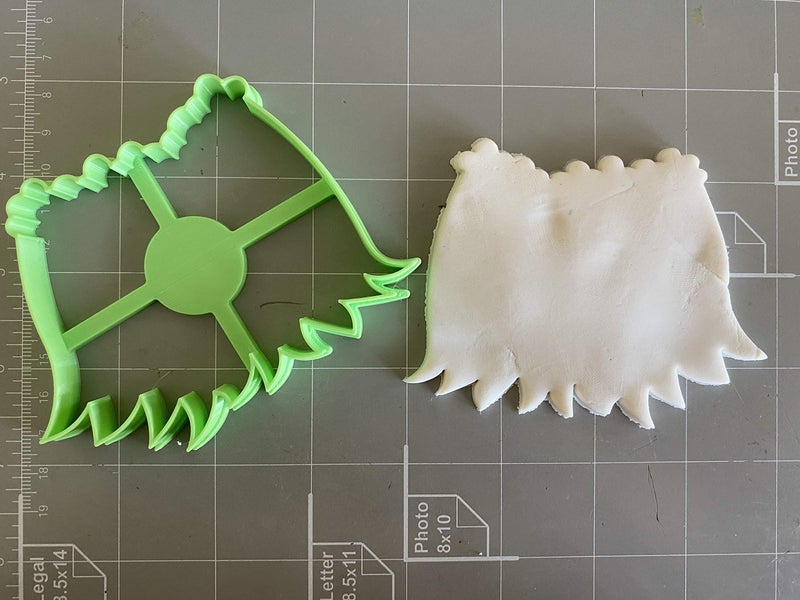 Cookie Cutz Hawaiian Hula Skirt Cookie Curter - Image 3