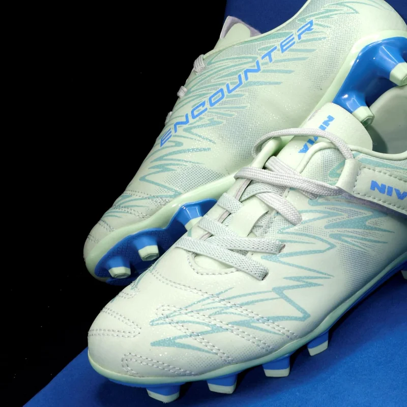 نيفيا NIVIA Encounter 10.0 Lightweight Football Studs for Kids - Durable Synthetic Leather Design