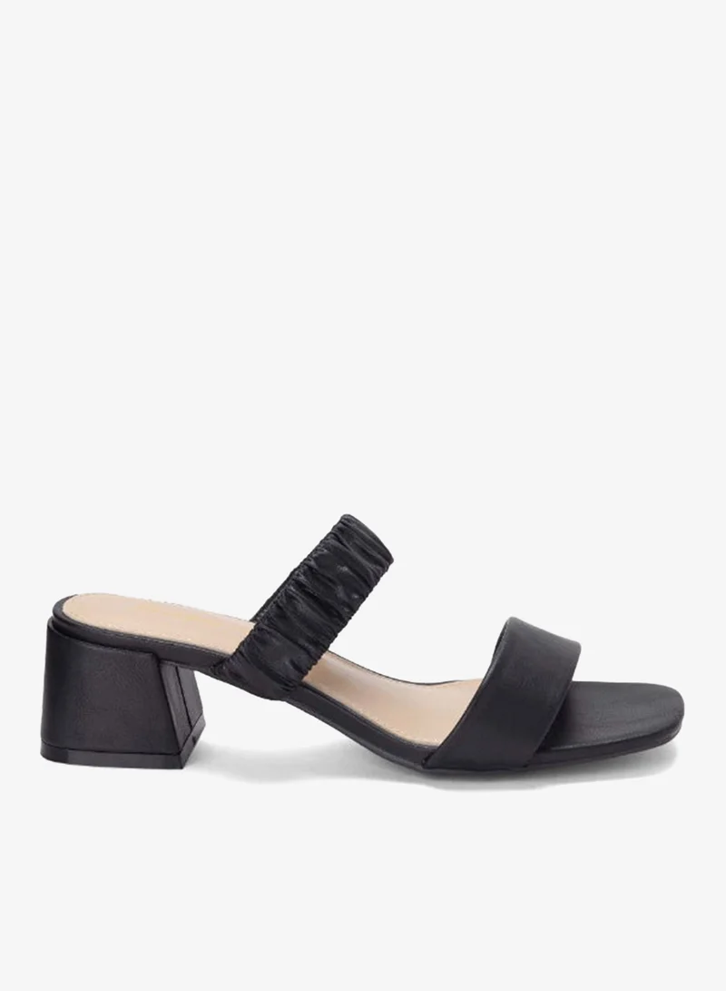 باتا صندل كاجوال بكعب عريض