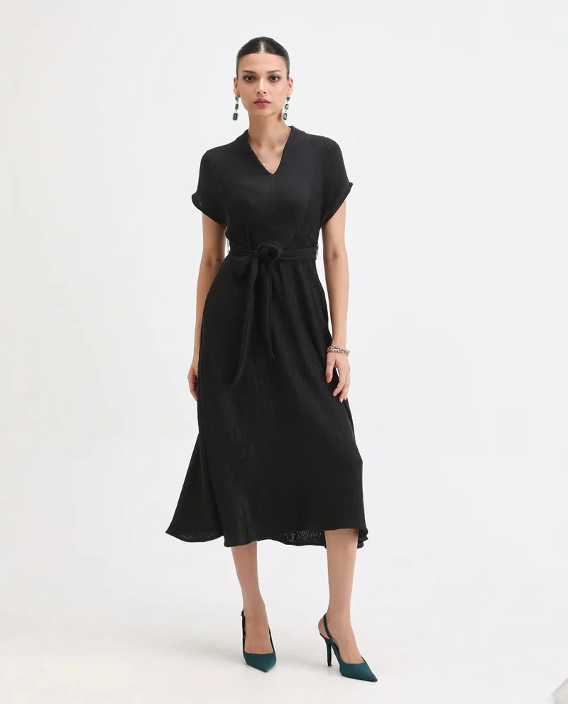 ريريزم Women's Solid Flared Midi Dress