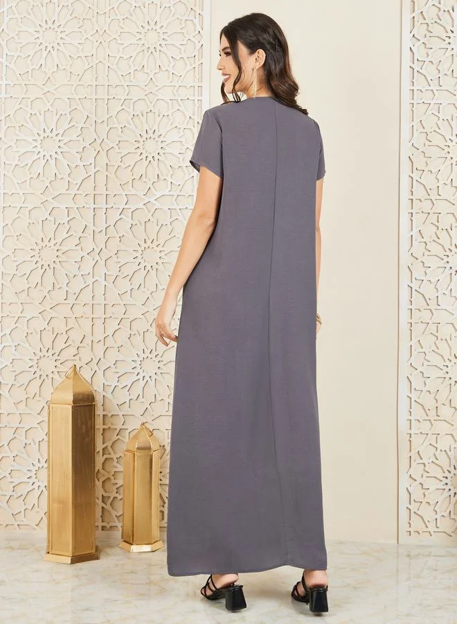 ستايلي Box Pleats Short Sleeves A-Line Jalabiya