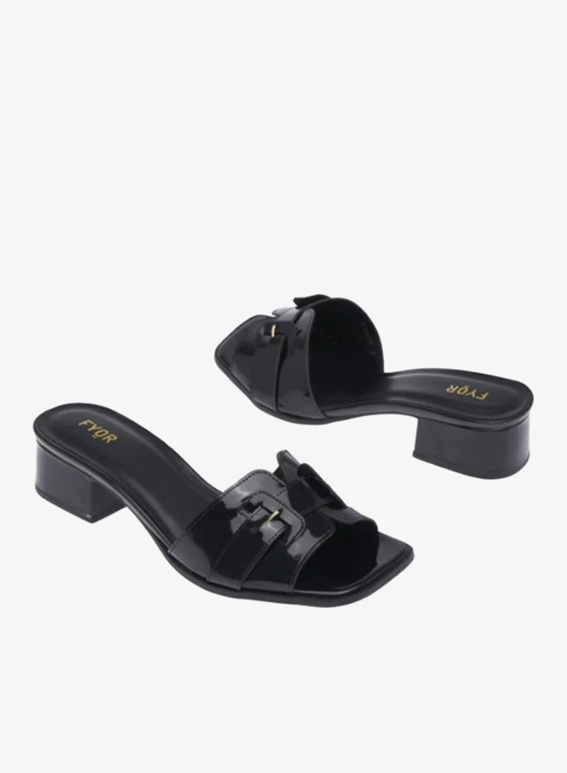 فايور Chic Patent Mule BDV 107