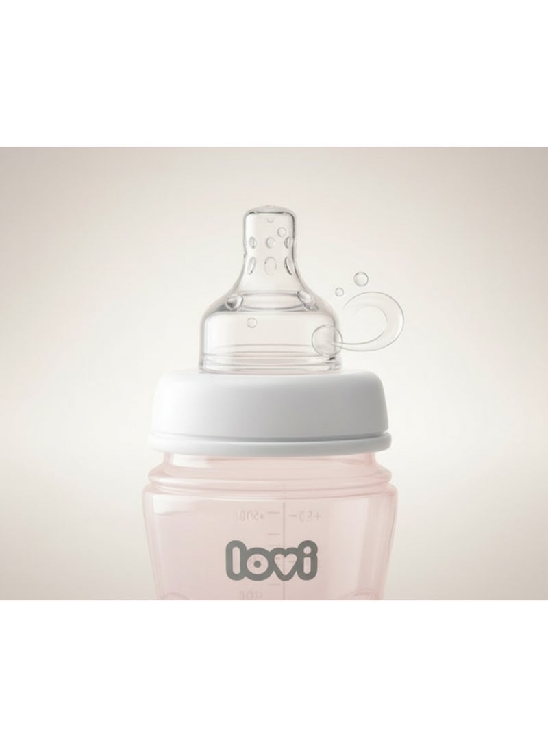 لوفي ببرونة لوفي تريندز مصممة لتوفير تجربة رضاعة طبيعية وسلسة بين الثدي والببرونة. تتميز بحلمة مرنة تشبه الثدي ونظام تهوية مضاد للمغص، مما يساعد في تقليل الغازات ويجعل وقت الرضاعة أكثر راحة وسعادة لطفلك. - Image 5