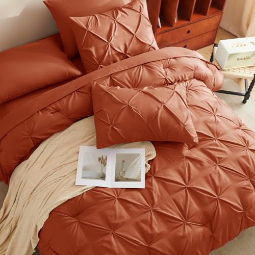 HIMEET Pintuck Bed in a Bag, 7 Pieces King Size Comforter Set Burnt Orange, Pinch Pleat Bed in a Bag, Soft All Season Bedding Sets with Comforter, Flat Sheet, Fitted Sheet and Pillowcases & Shams - Image 4