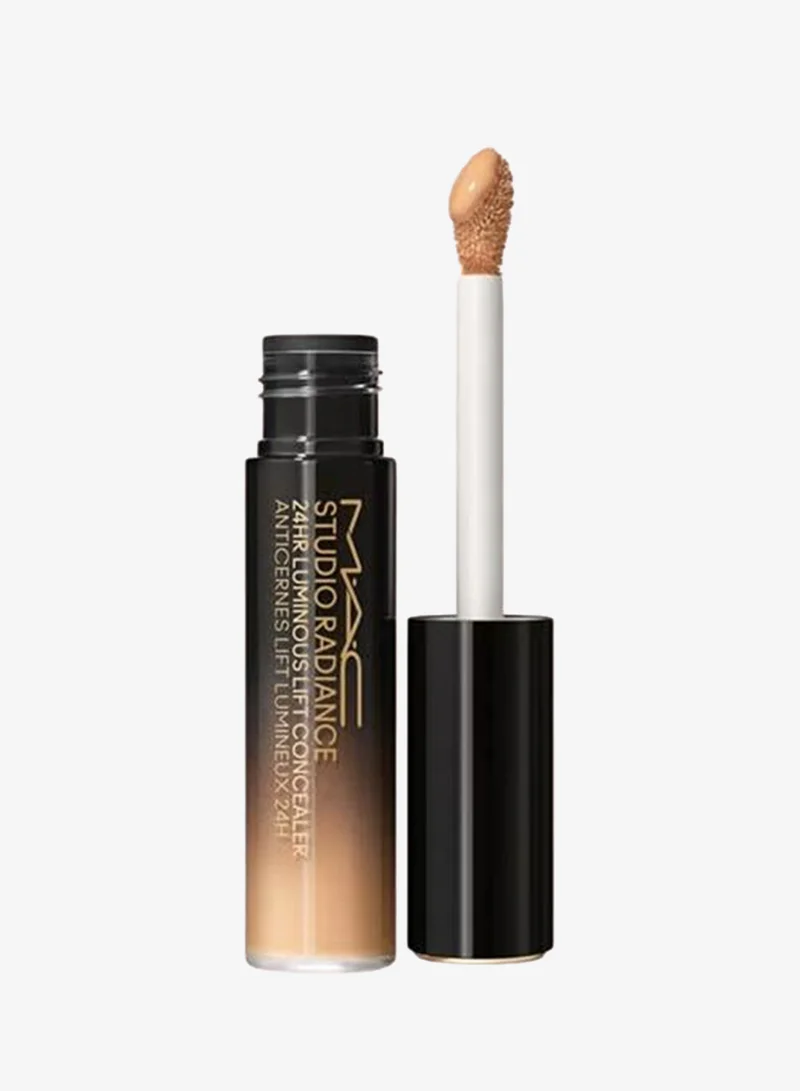 ماك كوزمتيكس كونسيلر مدعم بالسيروم من ستوديو راديانس - ان سي 15