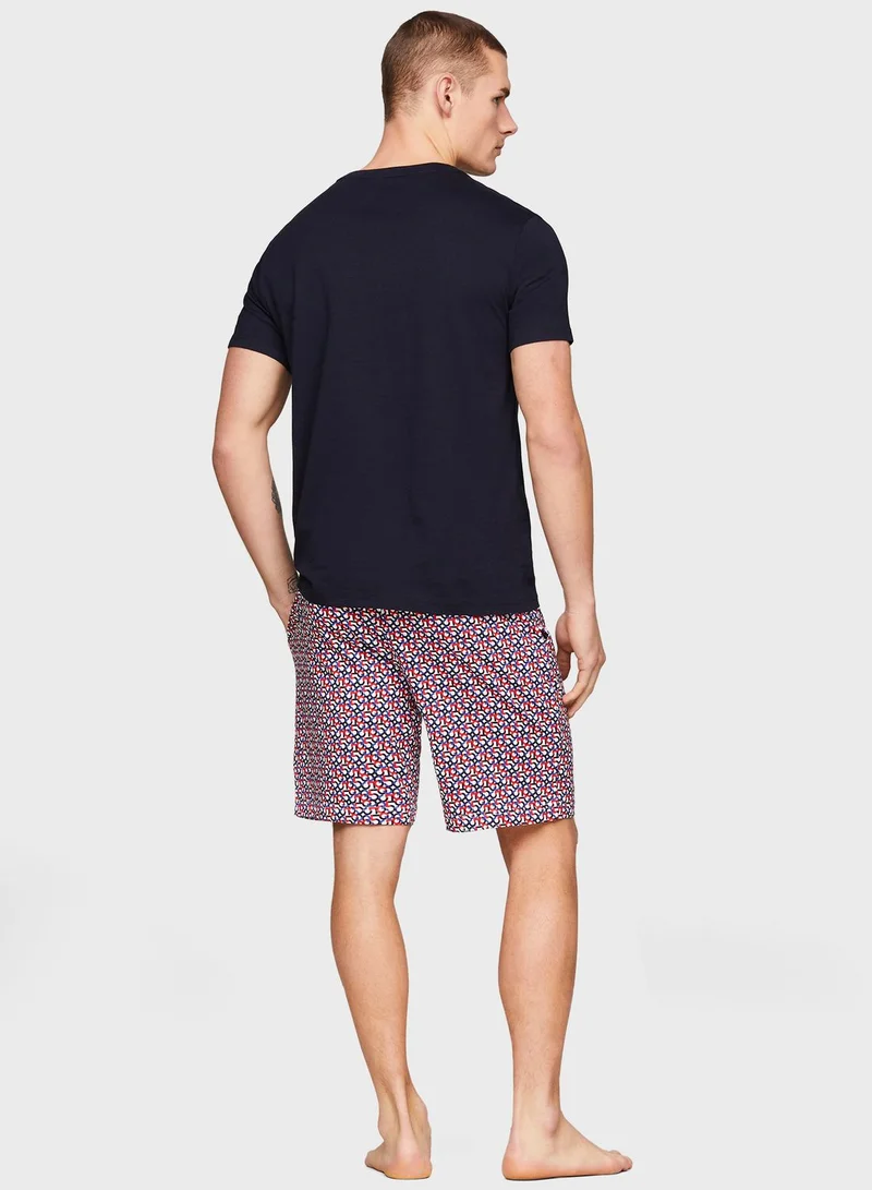 TOMMY HILFIGER T-Shirt & Shorts Set