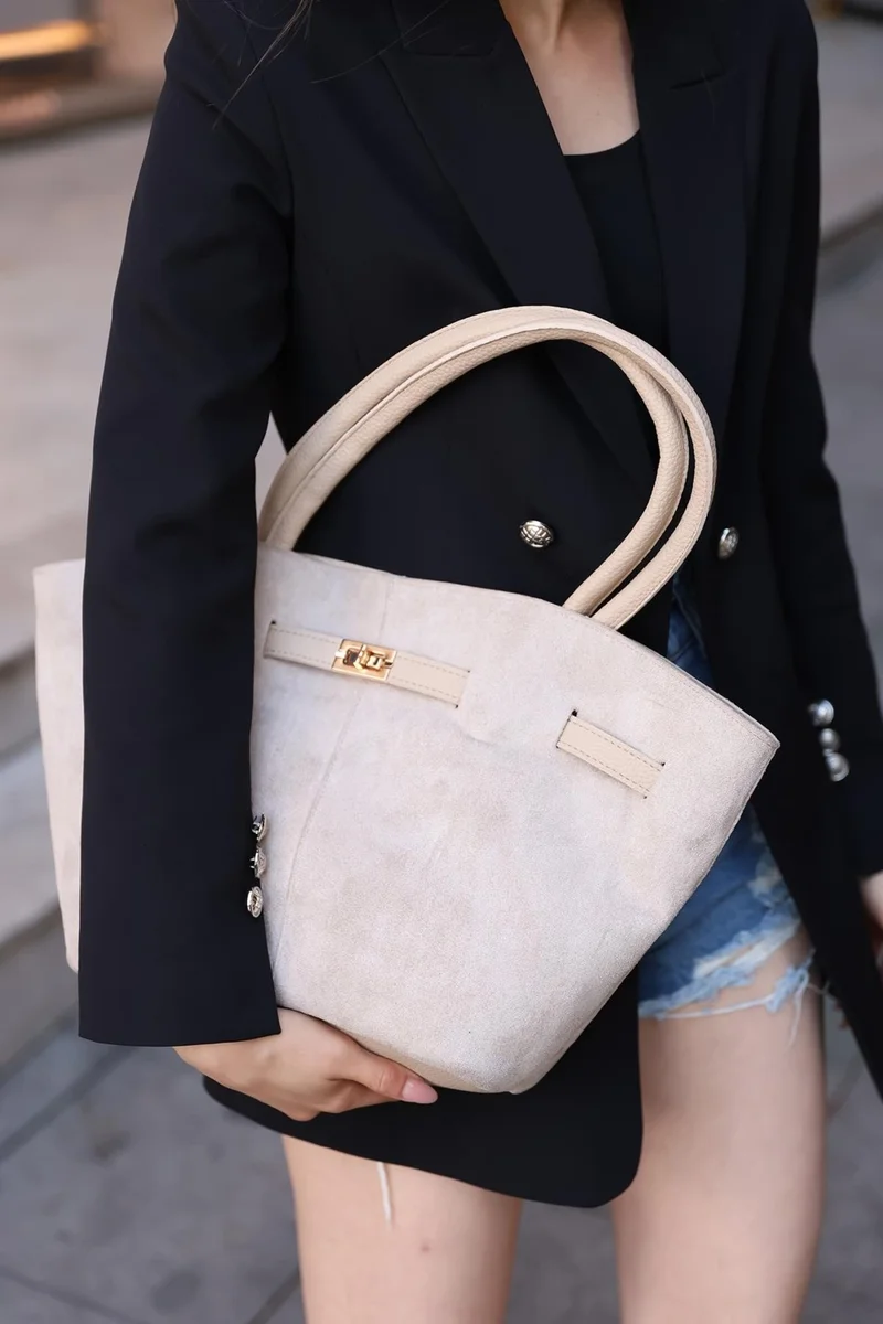 باهلس Women's Suede Leather Magnetic Closure Lock Detailed Hand and Shoulder Bag