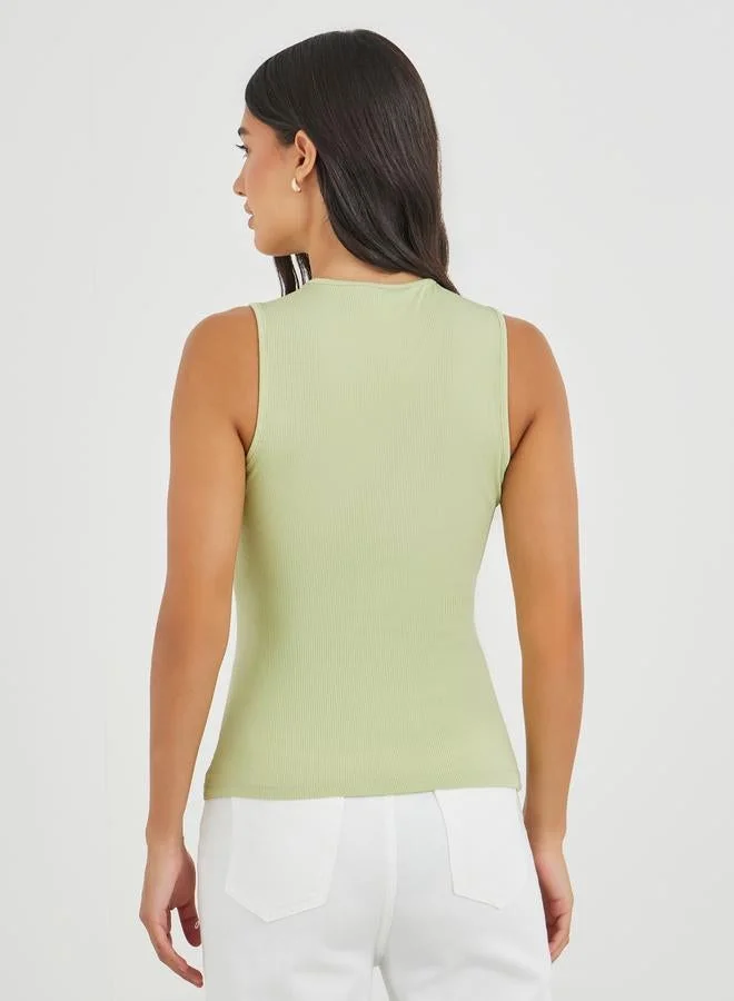 Styli Ribbed Knit Sleeveless Buttoned Top