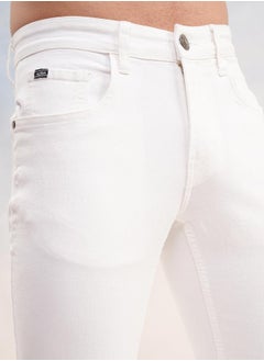 HIGHLANDER Mid-Rise Straight Fit Stretchy Jeans by Styli  - Image 5