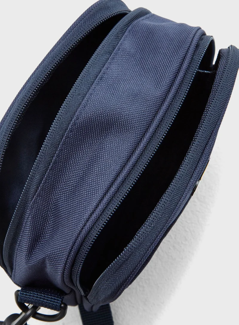 Lyle & Scott Mini Core Messenger