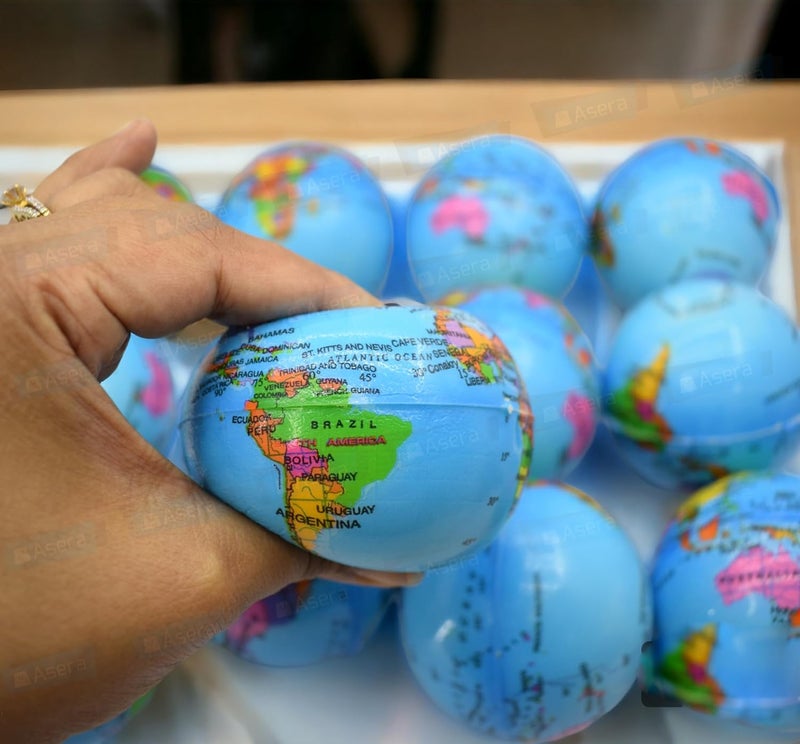 Asera 12 قطعة كرات إسفنجية ناعمة مطبوعة بكرة الأرض خفيفة الوزن - هدايا عيد ميلاد للأطفال (مجموعة الكرة الأرضية من 12) - Image 3