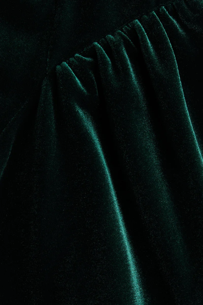 H&M Sleeveless velour dress