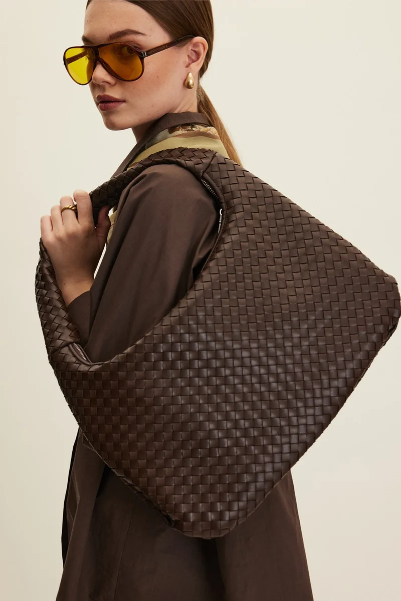 مانوكا Frances Knitted Large Bag Bitter Coffee