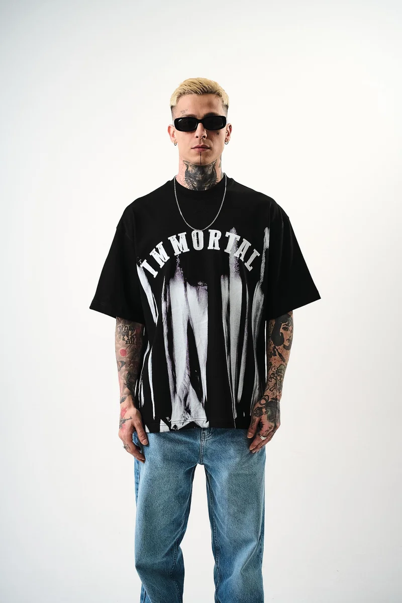ريسباير تيشيرت رجالي واسع (Oversize) مطبوع بعبارة "İmmortal" لون أسود