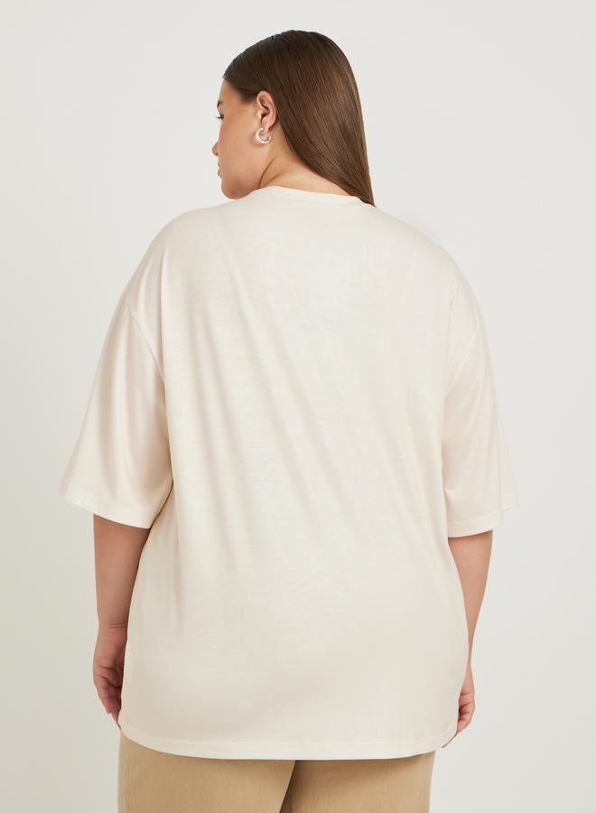 Styli Plus Size Graphic Print Dropped Shoulder Oversized T-Shirt - Image 5
