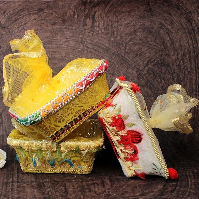 RAAYA RAAYA Golden Net Decorative Gift Basket Hampers for Wedding, Ring Ceremony & Special Occasions| Mini Gift Packer Containers (Multicolor) (Set of 6)  - Image 1