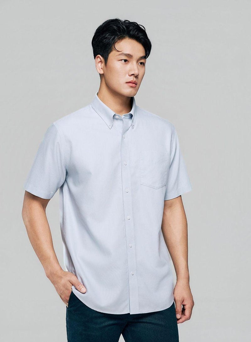 GIORDANO Men’s Regular Fit Wrinkle‑Free Short Sleeve Oxford Shirt - Image 1
