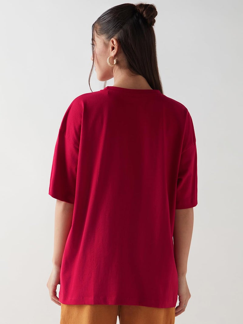 Bewakoof Official Looney Tunes Merchandise Daffy Duck Women's Graphic Print Oversized Fit Half Sleeve Round Neck Cotton Jersey T-Shirt_646759_Red_2XL - Image 4