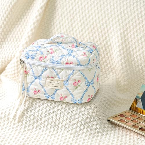 Sminra Makeup Bag Large Travel Quilted Cosmetic Makeup Bag Organizer, Floral Cotton Coquette Aesthetic Toiletry Bag for Women Girls (Blue Bow Flowers-L) - Image 2