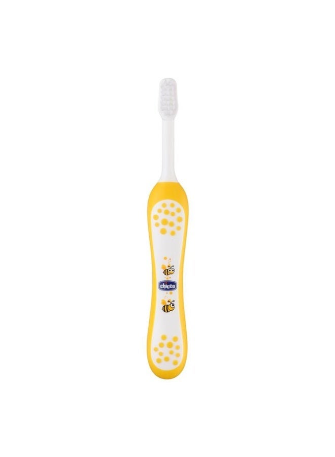 Chicco Baby Toothbrush Yellow 6-36M - Image 1