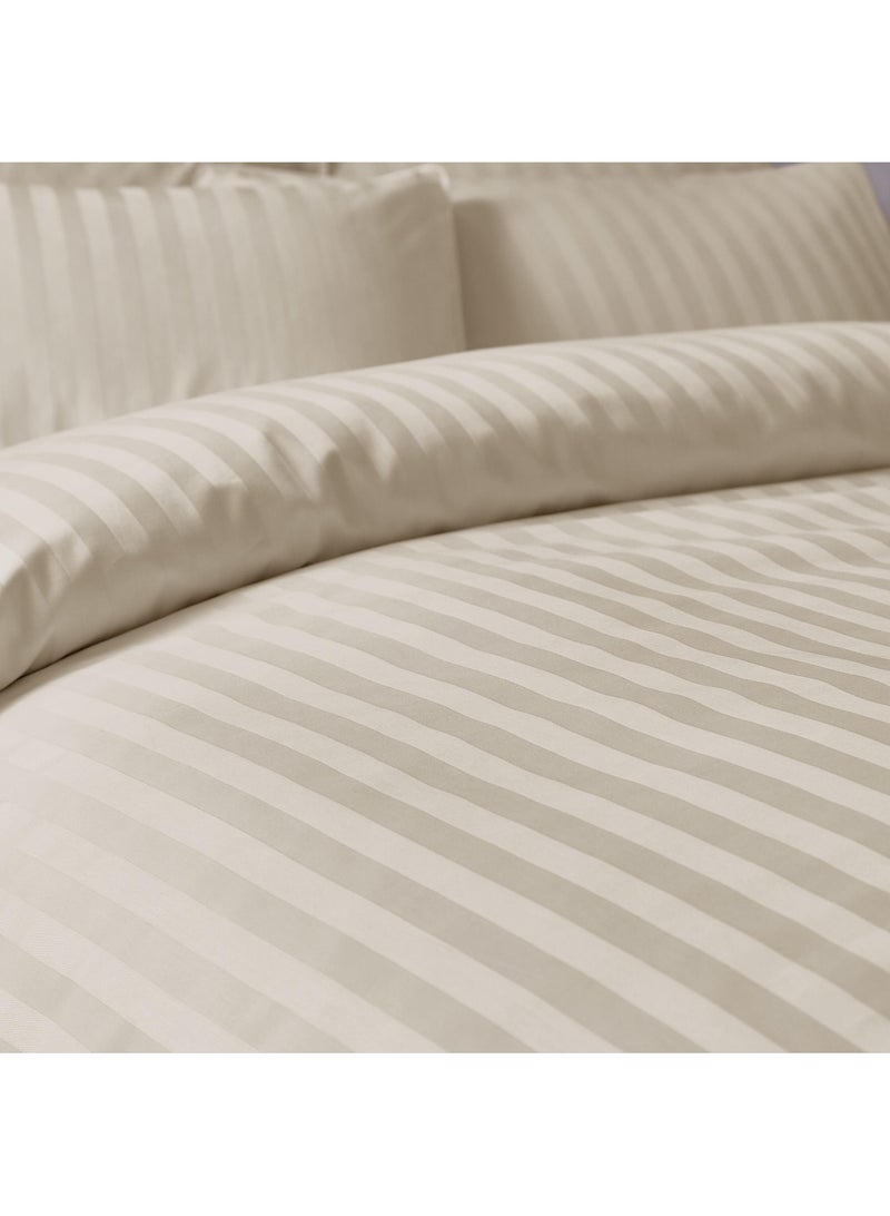 Y&D Bed Sheet: 274*259cm Bed Hat: 198*203cm Pillowcase: 50*101cm * 2 Satin Bedding 4-piece Set  - Image 3