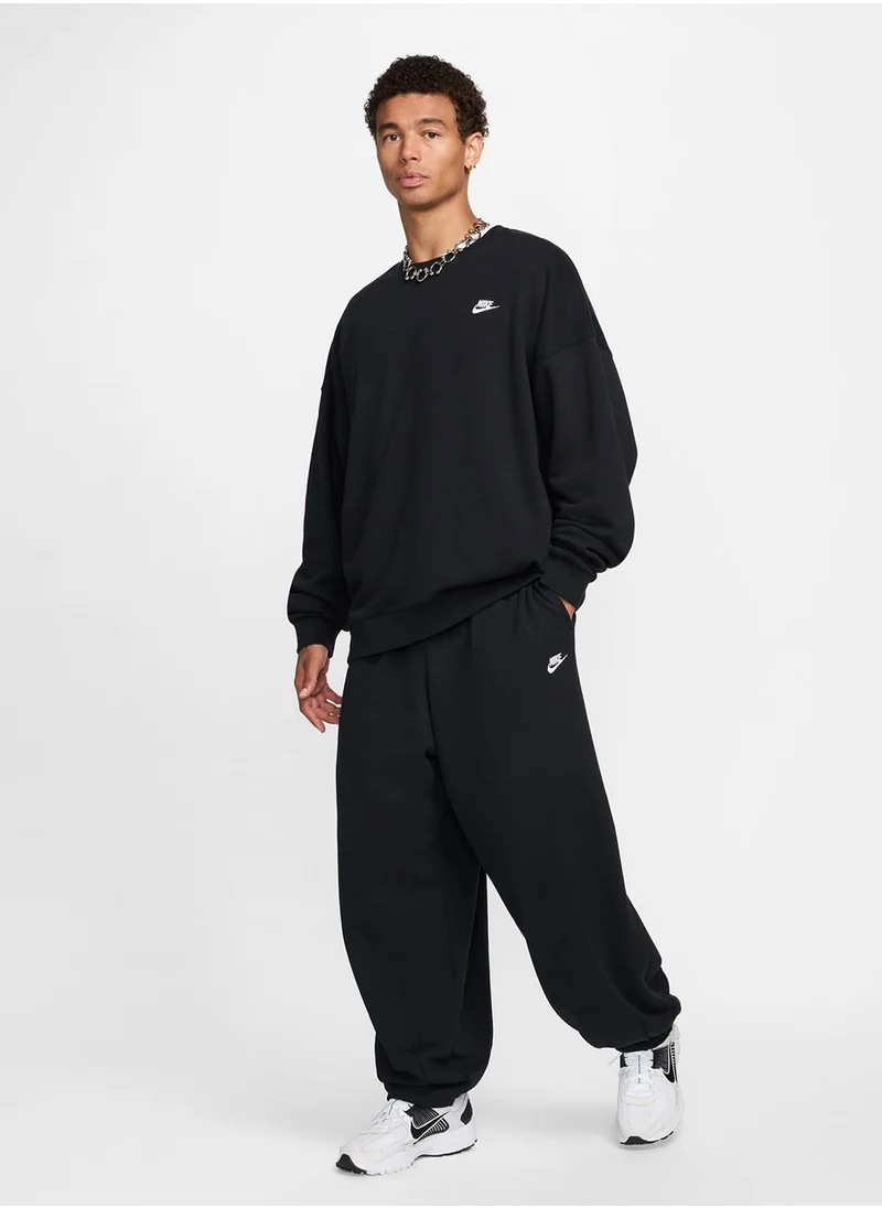 نايكي Club Fitted Oversized Sweatshirt