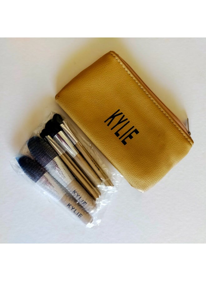 Kylie Cosmetics makeup brush set is a set of high-quality handheld beauty tools, used for personal beauty care, consisting of 8 makeup brushes. - Image 5