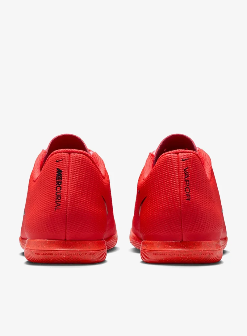 Nike Pink Nike Mercurial Vapor 17 Club for Men | Best Price UAE
