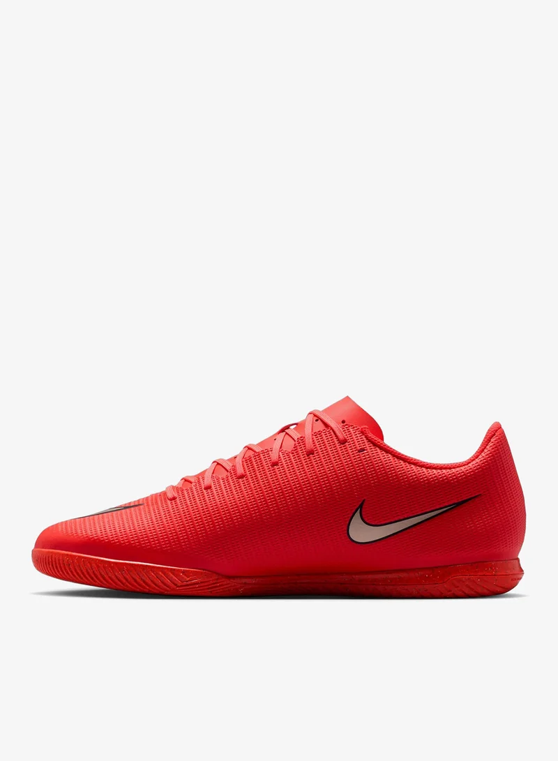 Nike Pink Nike Mercurial Vapor 17 Club for Men | Best Price UAE