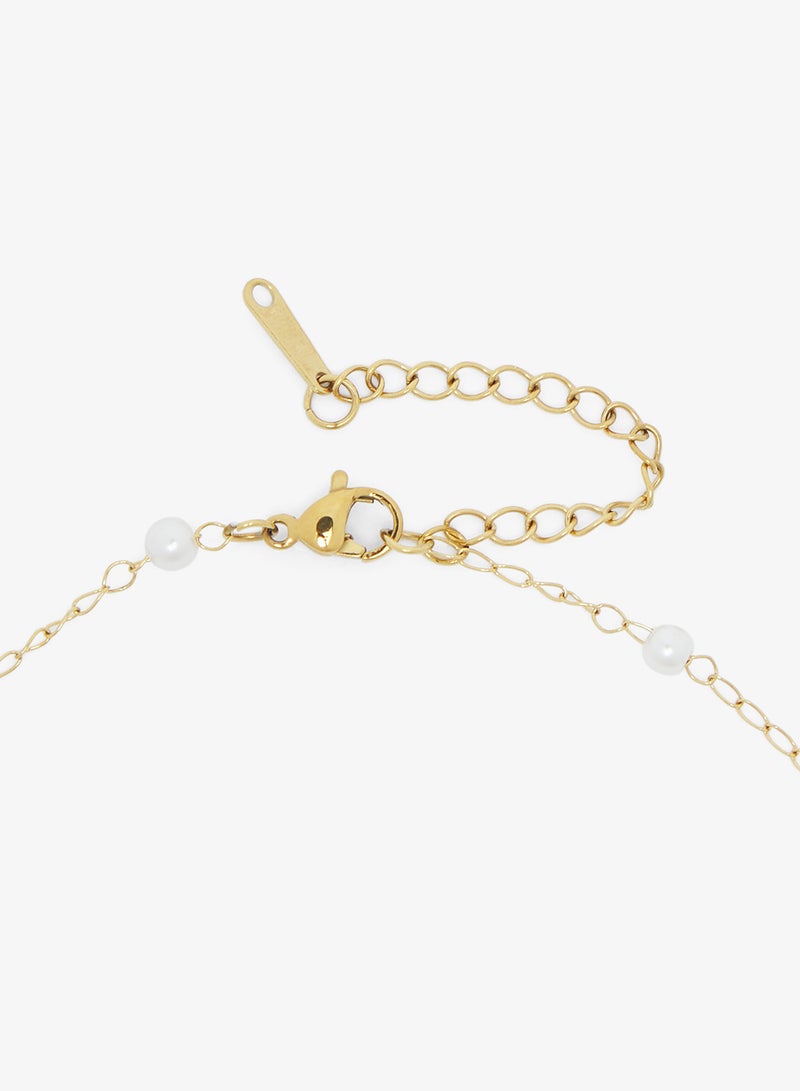 قلادة خرز اللؤلؤ بسحر البحر